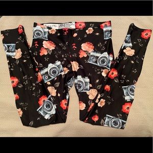 SOLD Photography leggings